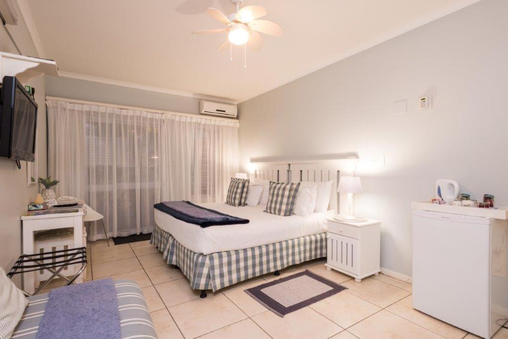 Flamingo Rocks Bed & Breakfast เดอร์บัน ภายนอก รูปภาพ