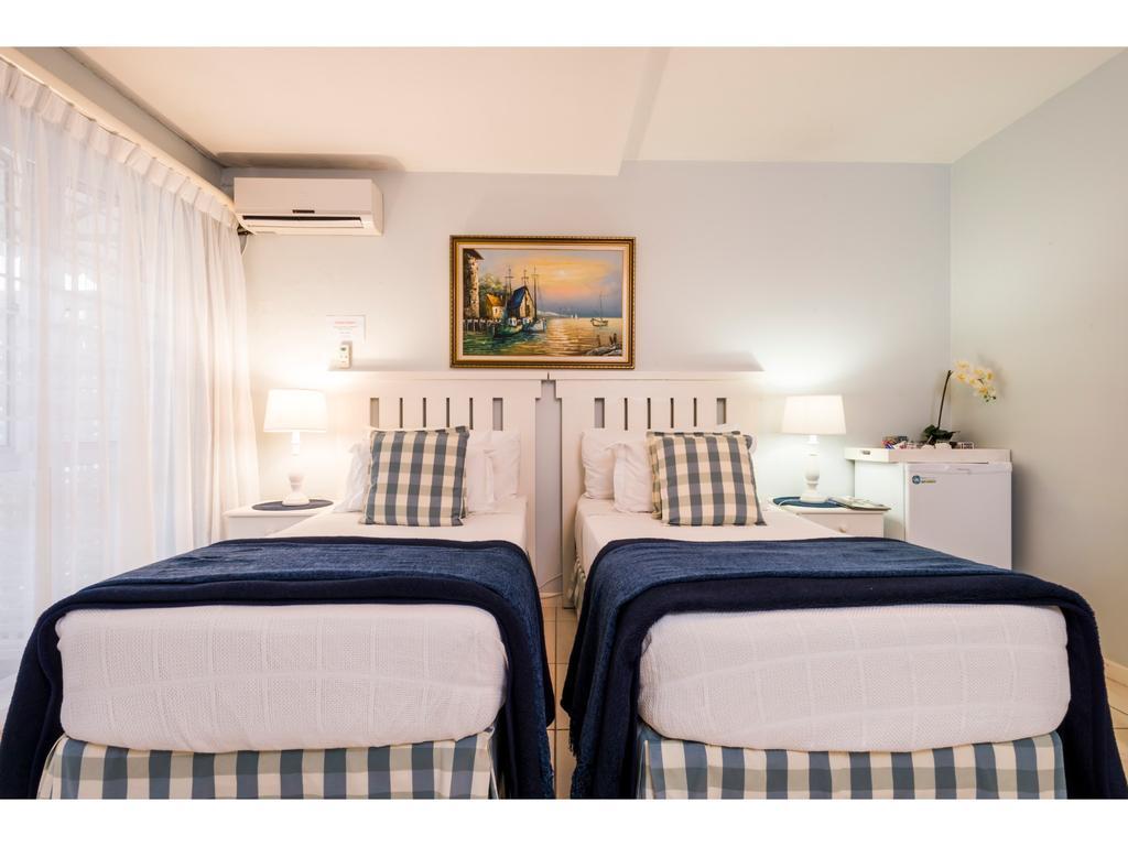 Flamingo Rocks Bed & Breakfast เดอร์บัน ภายนอก รูปภาพ